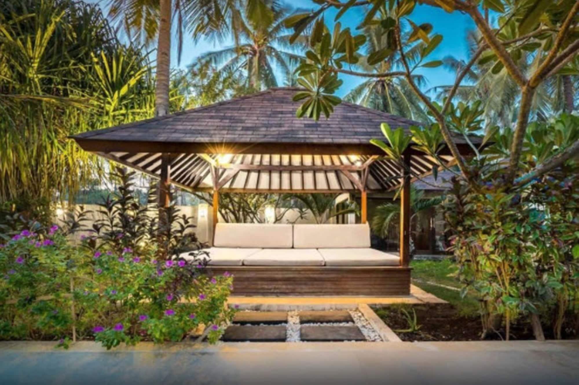 Kelapa Luxury Villas Gili Trawangan Exterior photo