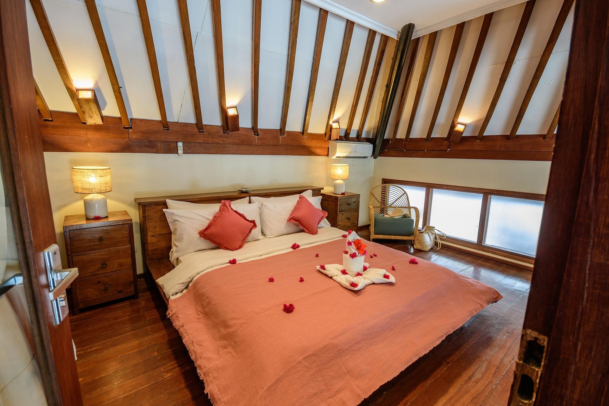 Kelapa Luxury Villas Gili Trawangan Exterior photo